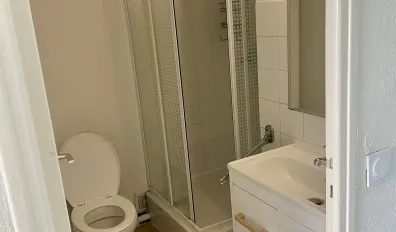 miniatureLocation Toulon Appartement 68e94e4aea0b2