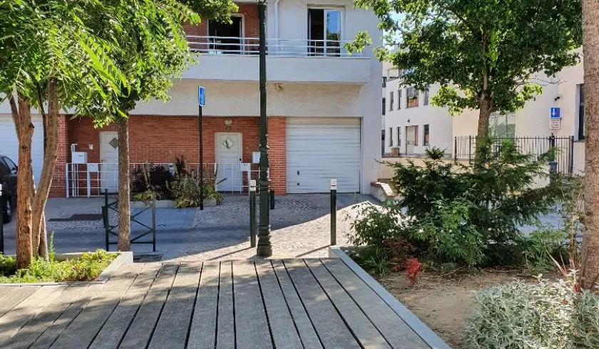 Location La Garenne-Colombes Maison 68ea7106e7b91