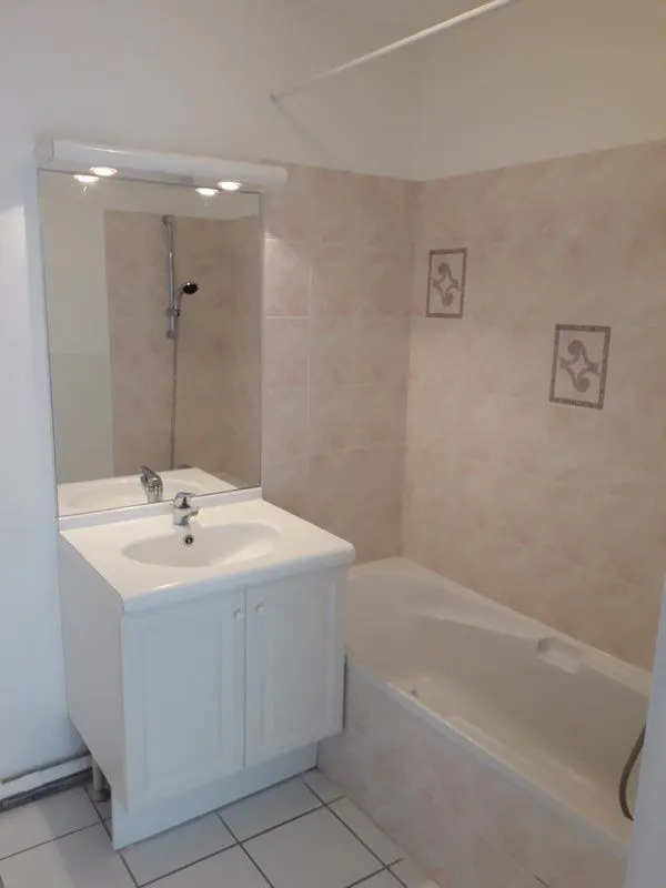 Location Grenoble Appartement 68ecd2631fbe3
