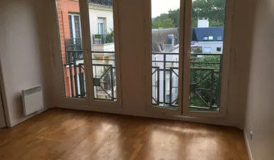miniatureLocation Saint-Maurice Appartement 68ee1022697d2