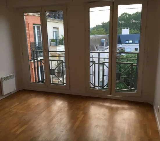Location Saint-Maurice Appartement 68ee1022697d2