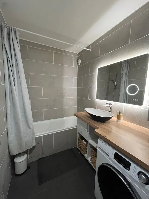Location Fontenay-le-Fleury Appartement 68ee13f42c2c3