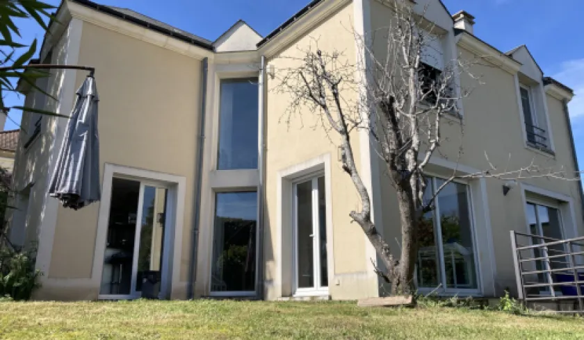 Location Palaiseau Maison 68ee1957e0991