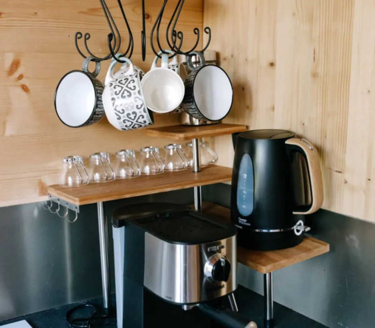 Location L'Isle-sur-la-Sorgue Appartement 68ee9301402e