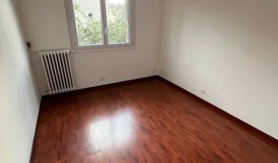 miniatureLocation Clamart Appartement 68ef715dc6cc2