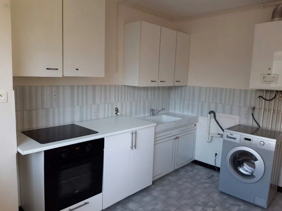Location Grenoble Appartement 68f1032c16873