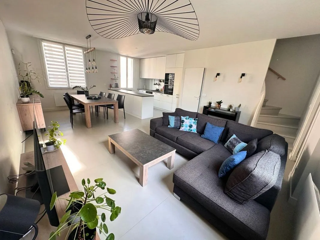 Location Bordeaux Maison 68f104e18c981