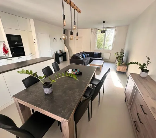 Location Bordeaux Maison 68f104e18c982