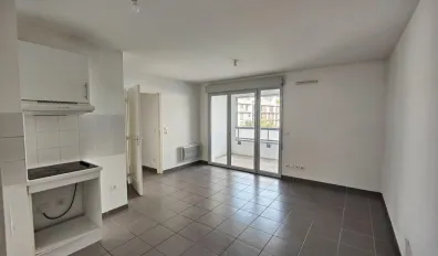 miniatureLocation Marseille Appartement 68f200bdd43c2