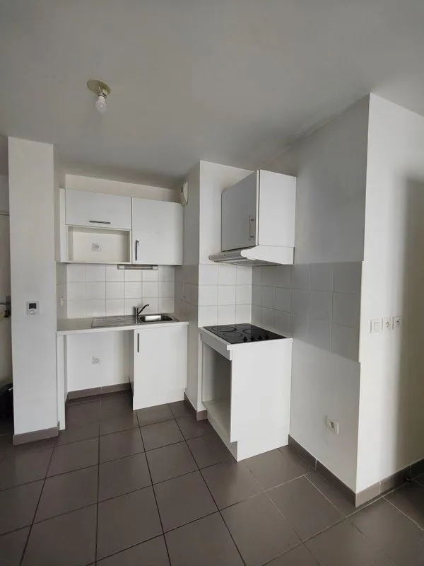 Location Marseille Appartement 68f200bdd43c4