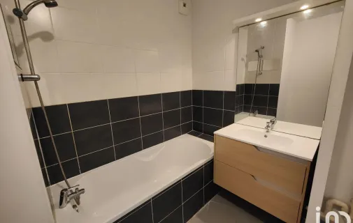 Location Marseille Appartement 68f2021f4f2b