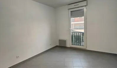 miniatureLocation Marseille Appartement 68f2021f4f2b2