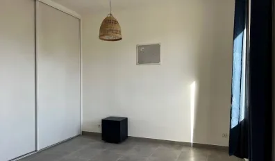 miniatureLocation Aix-en-Provence Appartement 68f239e945592