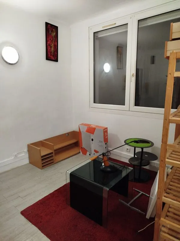 Location Nogent-sur-Marne Appartement 68f23f0098352