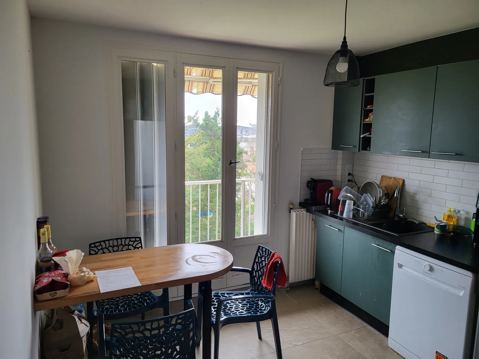 Location Décines-Charpieu Chambre 68f580c710be4