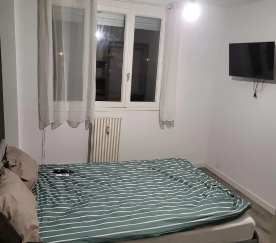 Location Décines-Charpieu Chambre 68f580c710be2