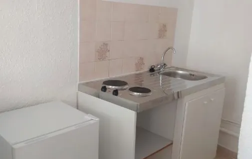 Location Toulon Appartement 68f640ff6810