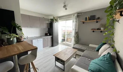 miniatureLocation La Rochelle Appartement 68f727bb55b72