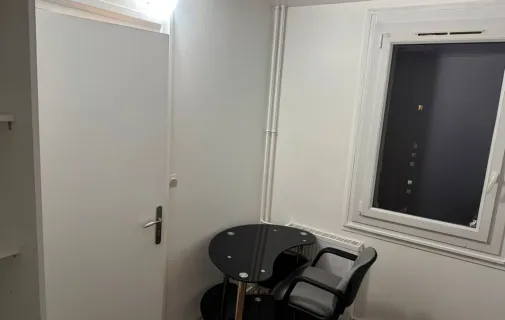 Location Évry-Courcouronnes Chambre 68f756df4234