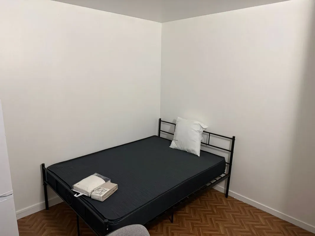 Location Évry-Courcouronnes Chambre 68f756df42341