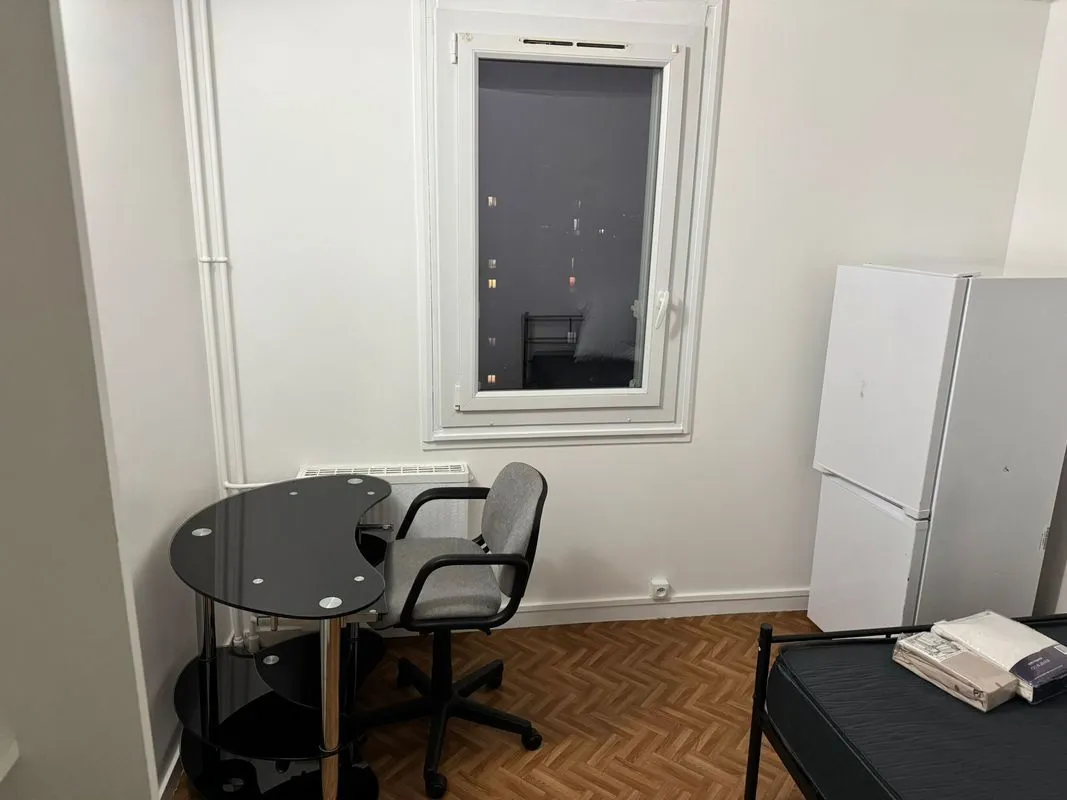 Location Évry-Courcouronnes Chambre 68f756df42342