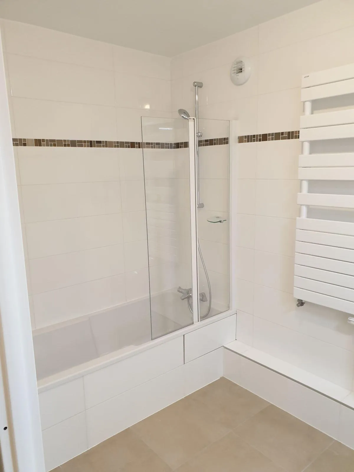 Location Issy-les-Moulineaux Appartement 68fa80384f2c6