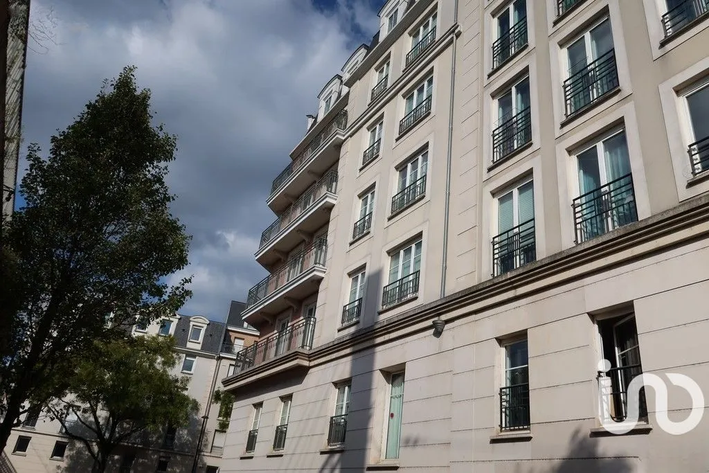 Location Maisons-Alfort Appartement 68fb333861116