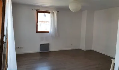 miniatureLocation Lille Appartement 68fb8c5ebc4b2