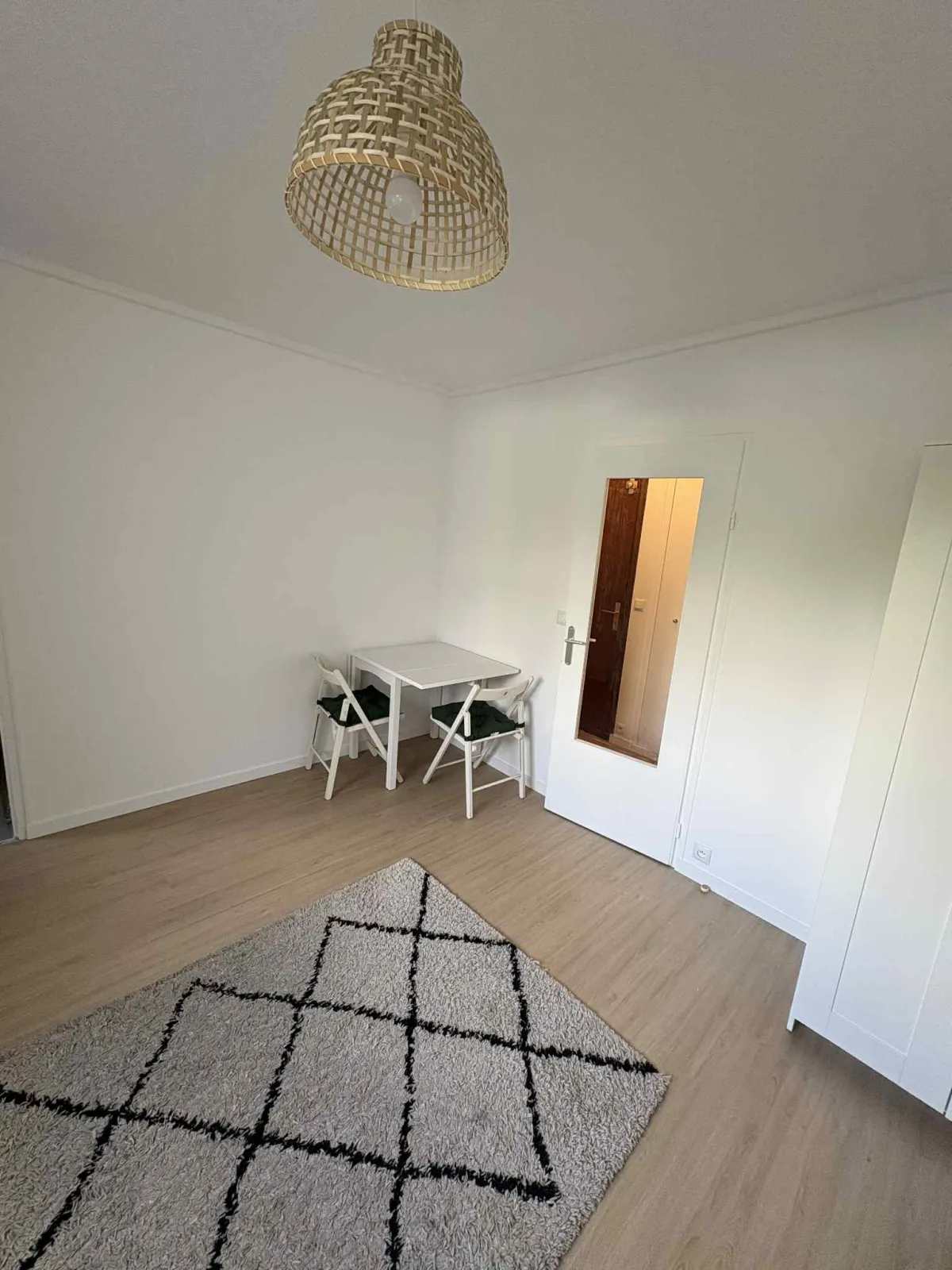 Location Montrouge Appartement 68fbe588b6d45