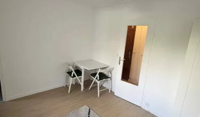 miniatureLocation Montrouge Appartement 68fbe588b6d42