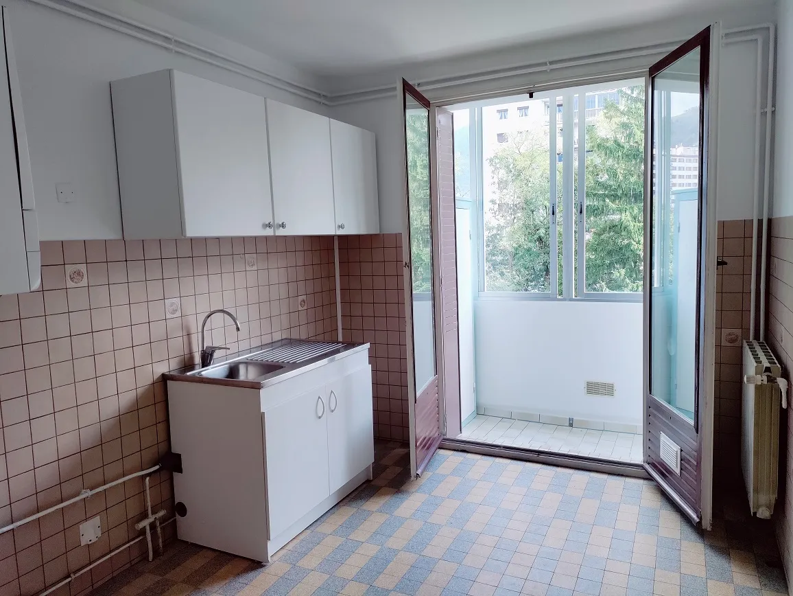 Location Saint-Égrève Appartement 68fcd629da565