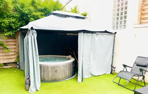 Location La Courneuve Maison 68fd35d6e4fb