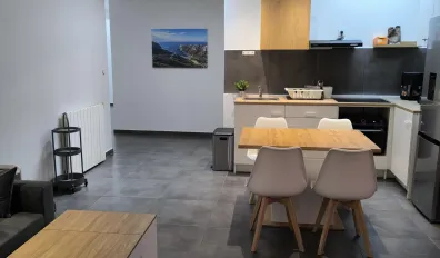 miniatureLocation Marseille Chambre 68fe31637c7c2