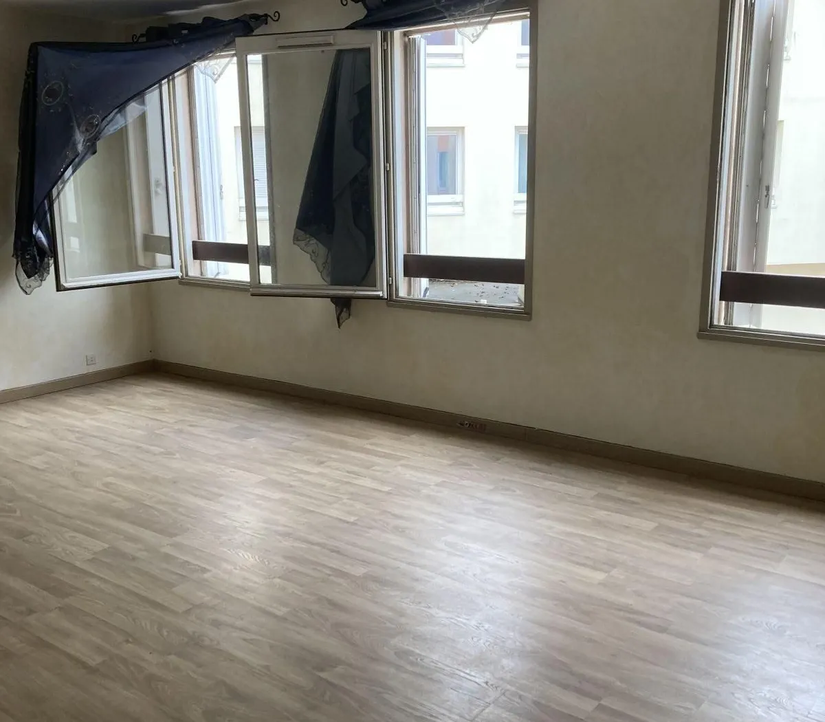 Location Évry-Courcouronnes Appartement 68ff4695a535