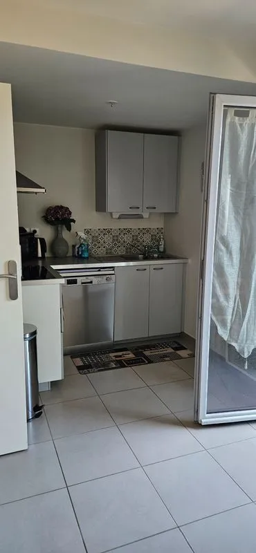 Location Tours Appartement 69016f242f242