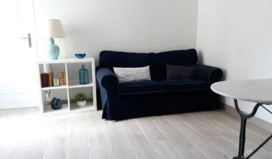 miniatureLocation Paris Chambre 6901ecc021d52