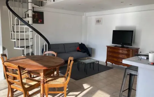 Location Pantin Appartement 6901eeec54a3