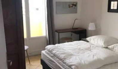 miniatureLocation Marseille Chambre 690267ce0e502