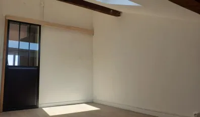 miniatureLocation Villeurbanne Appartement 69026add2f302