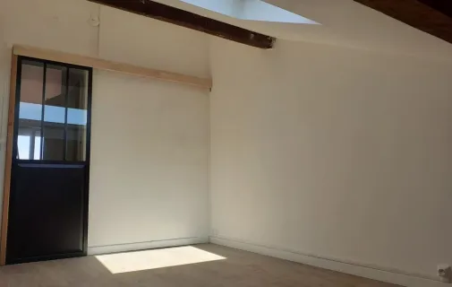 Location Villeurbanne Appartement 69026add2f30