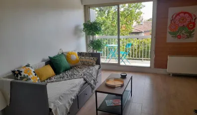 miniatureLocation Bordeaux Appartement 690492ff00e12