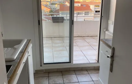 Location Hyères Appartement 6904b766419f