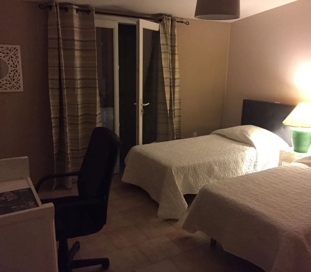 Location Villeneuve-lès-Avignon Maison 6905b42eedc0