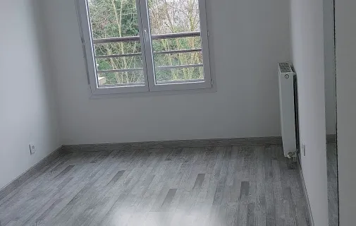 Location Corbeil-Essonnes Appartement 690617193037