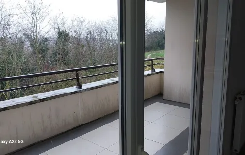 Location Corbeil-Essonnes Appartement 690617193037