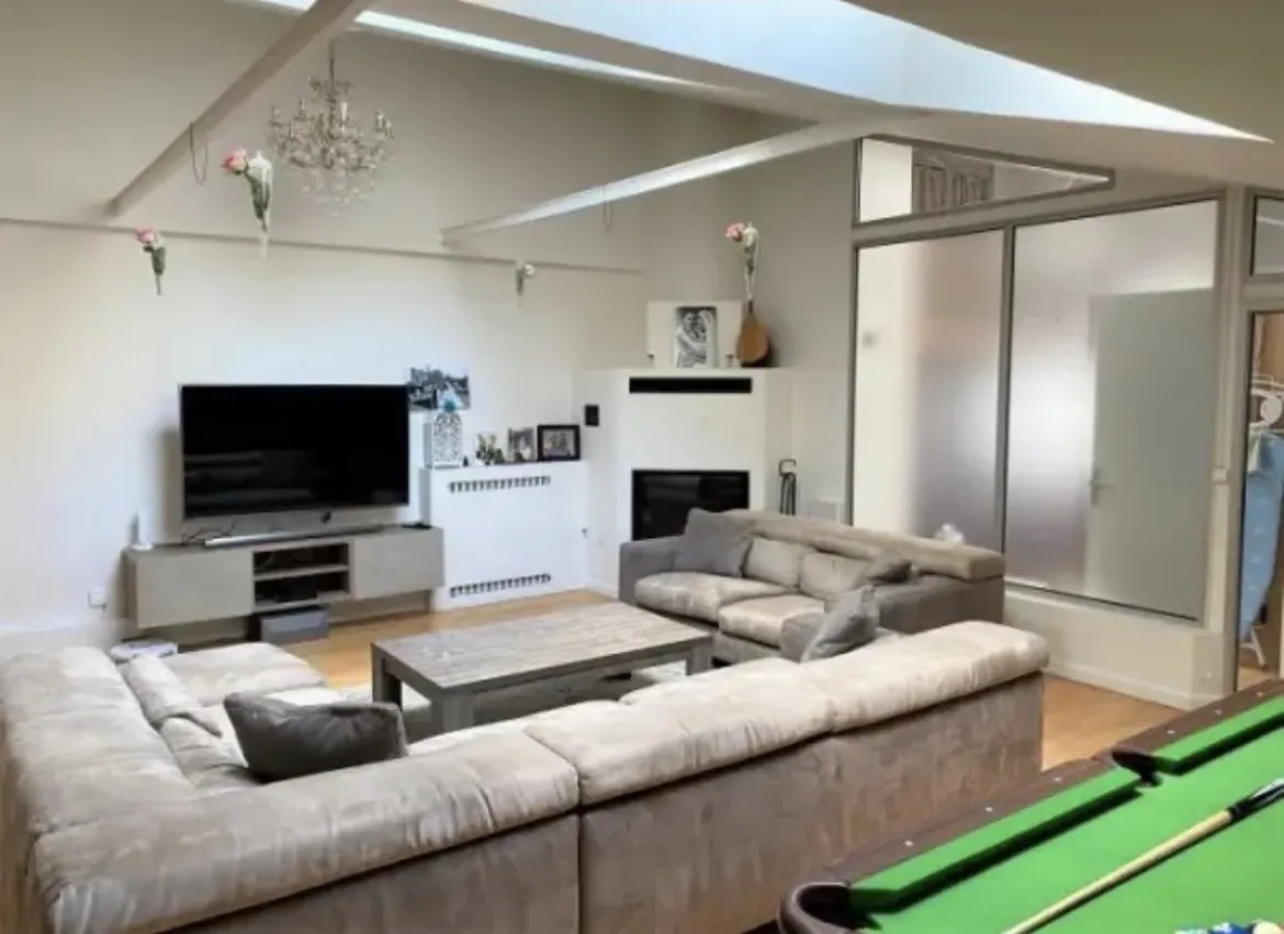 Location Les Lilas Appartement 690648d7c54f