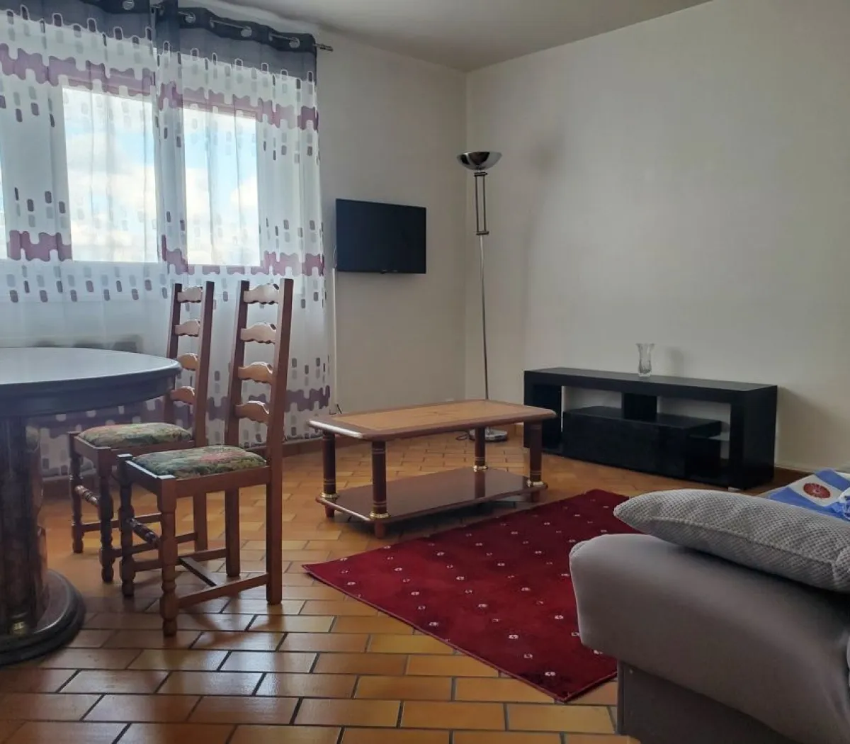 Location Clichy Appartement 69078a2f33e8