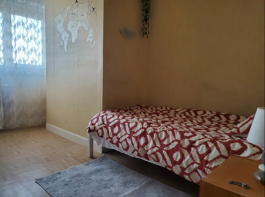 Location Clichy Appartement 69078a2f33e8