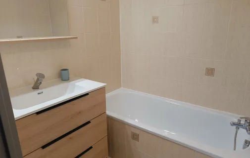 Location Fontaine-lès-Dijon Appartement 6908a1318384