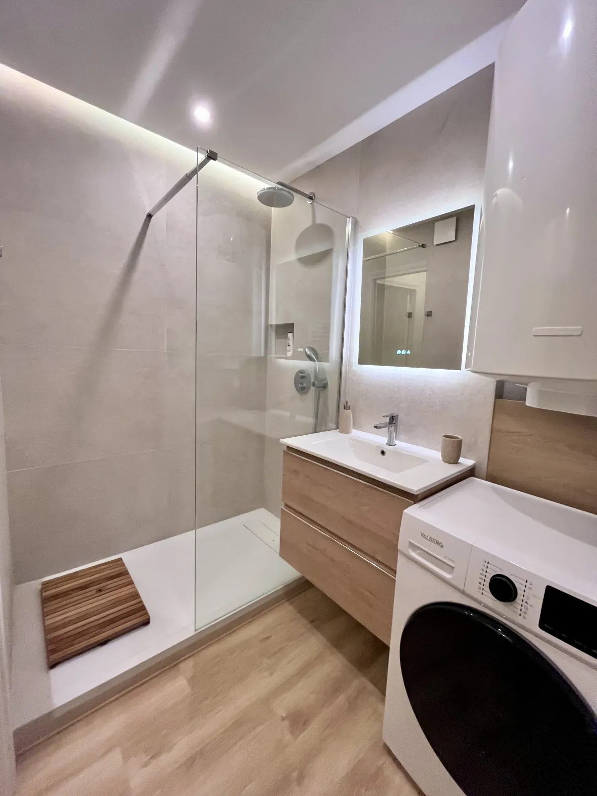 Location Cannes Appartement 690ef03b3668